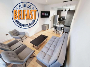 LMK, 2 Bedroom Apartment, with Roof Terrace, Free parking, EV Charger, Great Location.
